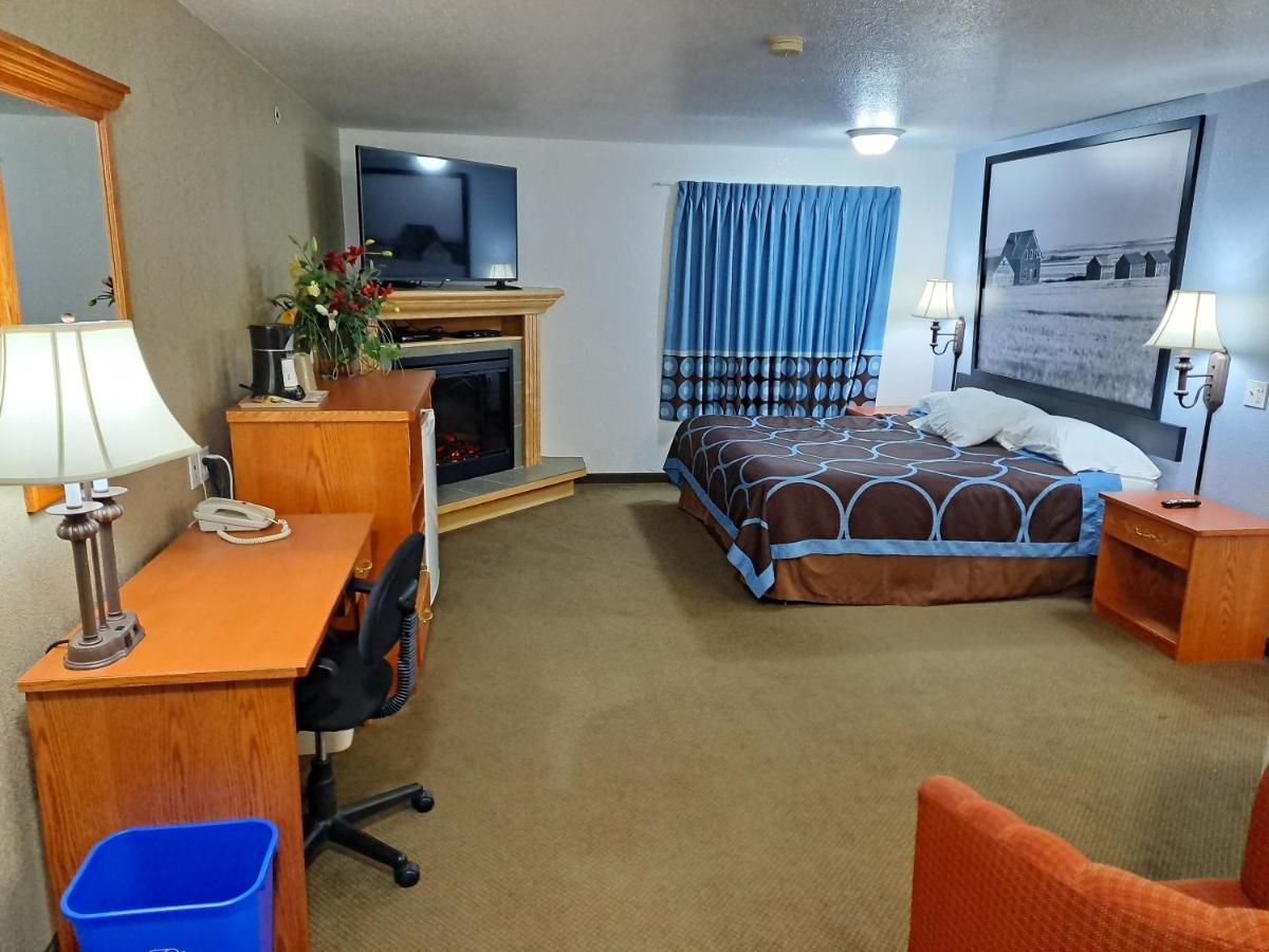 Hotel Super 8 By Wyndham Three Hills Ab Extérieur photo