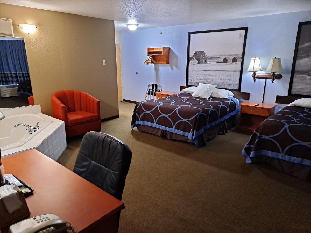 Hotel Super 8 By Wyndham Three Hills Ab Extérieur photo
